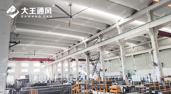 無錫大型機(jī)加工車間安裝工業(yè)風(fēng)扇