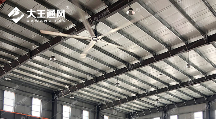 大型汽車(chē)部件車(chē)間安裝工業(yè)大風(fēng)扇通風(fēng)降溫