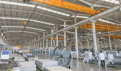 工業(yè)通風新選擇:高效舒適的工業(yè)移動大風扇