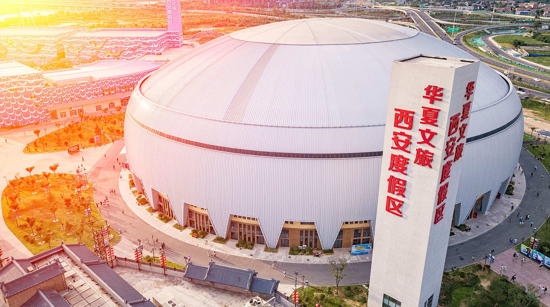 大王壁掛扇賦能西安華夏文旅度假區(qū)，打造舒適觀演環(huán)境案例